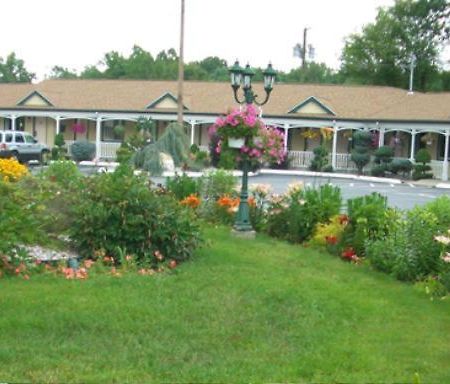 Cheshire Welcome Inn Екстер'єр фото