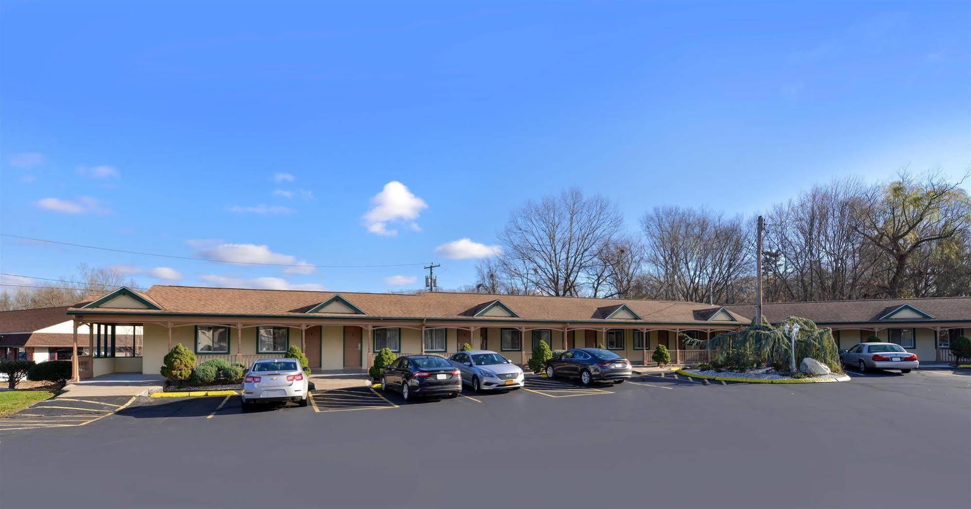 Cheshire Welcome Inn Екстер'єр фото